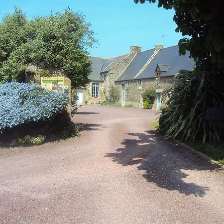 La Metairie-du-vauhariot - Vue Et Mont Saint Michel - Piscine Chauffee - Acces Gr34