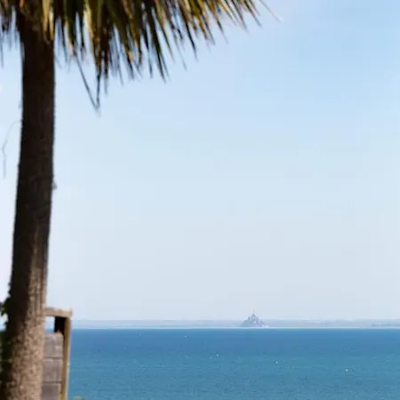 Гостевой дом La Metairie-du-vauhariot - Vue Et Mont Saint Michel - Piscine Chauffee - Acces Gr34
